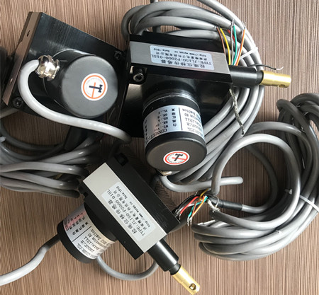 �������xλ�Ƃ������ڰ��b����ļ���С֪�R